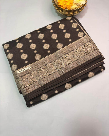 Black Kosa Silk Blend Saree With Floral Buti And Rich Woven Border - Kanishk Silk